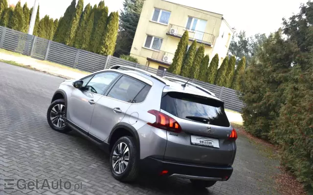 PEUGEOT 2008 PureTech 110 Stop&Start Crossway