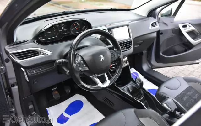 PEUGEOT 2008 PureTech 110 Stop&Start Crossway