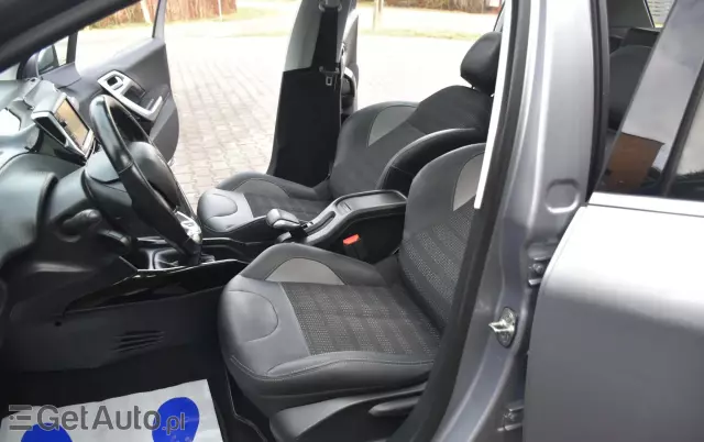 PEUGEOT 2008 PureTech 110 Stop&Start Crossway