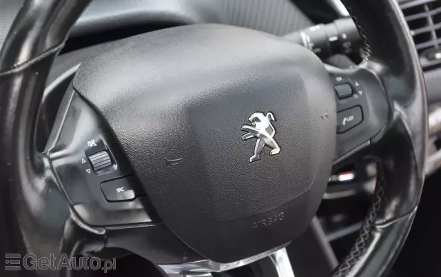 PEUGEOT 2008 PureTech 110 Stop&Start Crossway