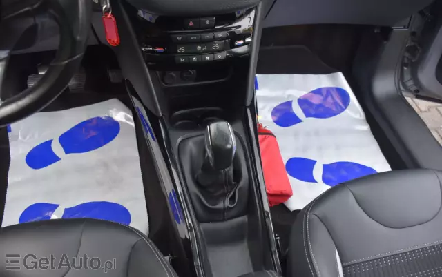 PEUGEOT 2008 PureTech 110 Stop&Start Crossway