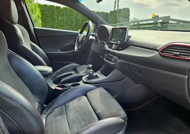 HYUNDAI I30 N 2.0 T-GDI Performance