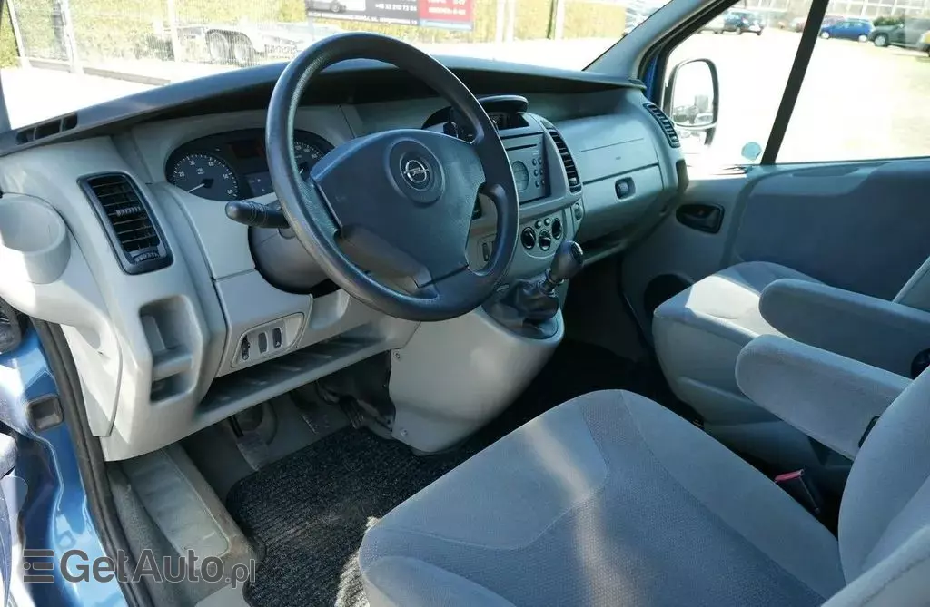 OPEL Vivaro 