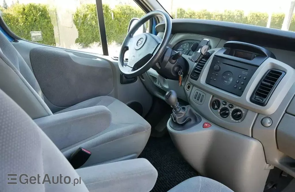 OPEL Vivaro 