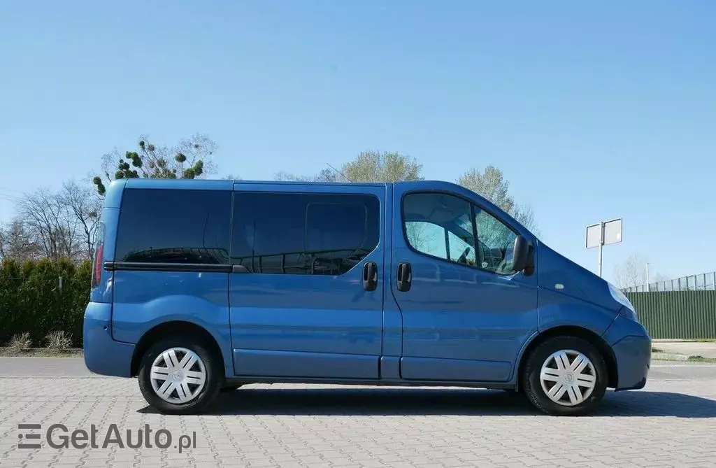 OPEL Vivaro 