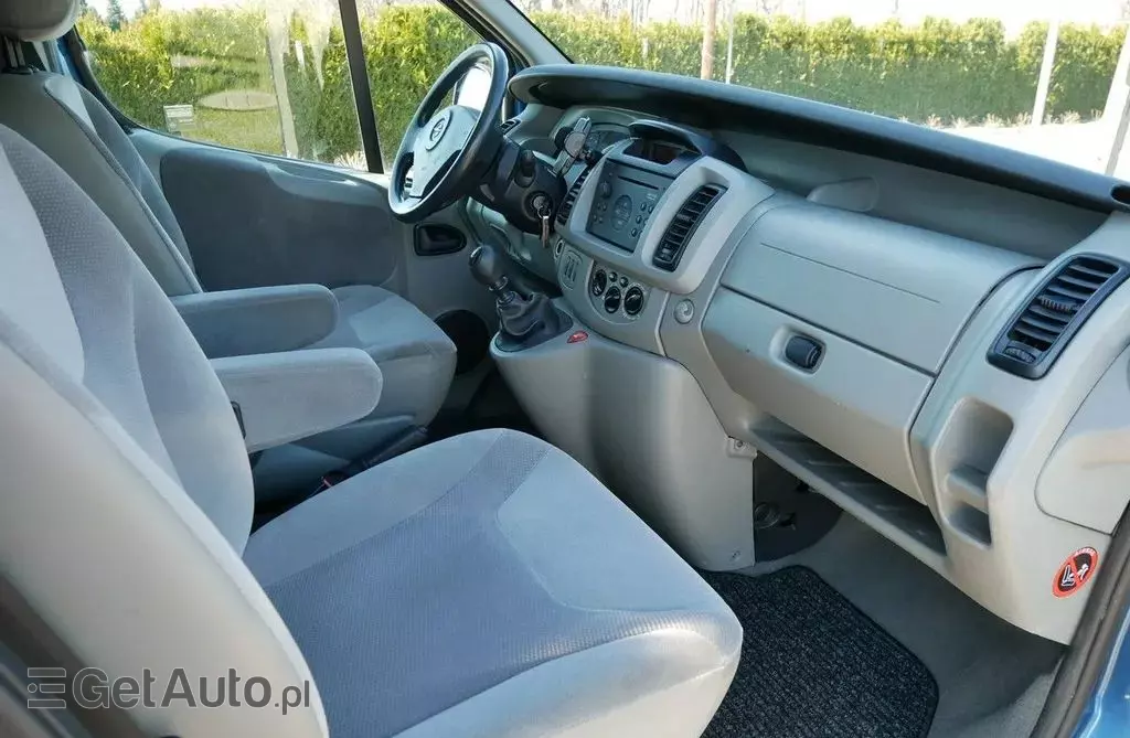 OPEL Vivaro 