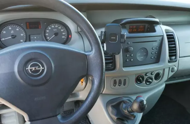 OPEL Vivaro 