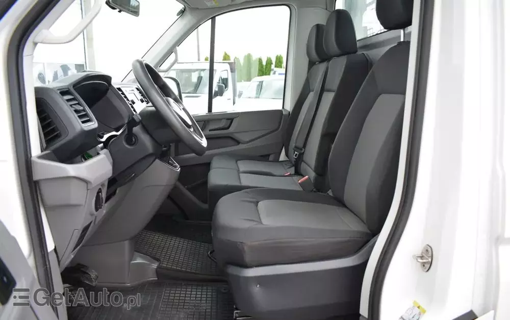 VOLKSWAGEN CRAFTER II 4MOTION 1-KABINA 