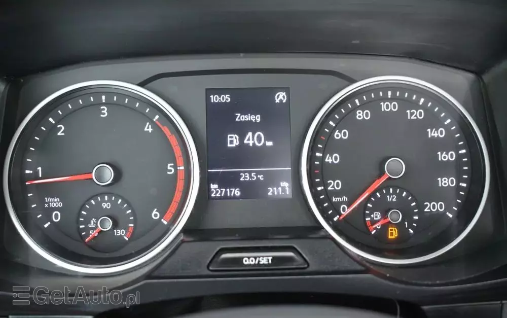 VOLKSWAGEN CRAFTER II 4MOTION 1-KABINA 