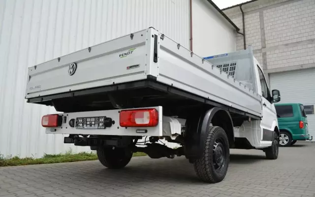 VOLKSWAGEN CRAFTER II 4MOTION 1-KABINA 