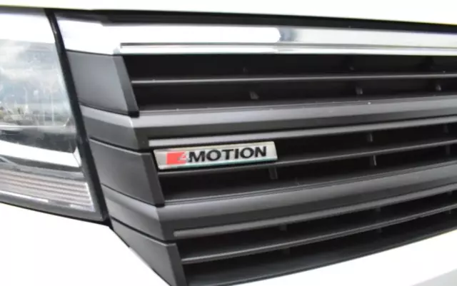 VOLKSWAGEN CRAFTER II 4MOTION 1-KABINA 