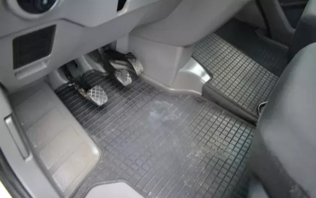 VOLKSWAGEN CRAFTER II 4MOTION 1-KABINA 