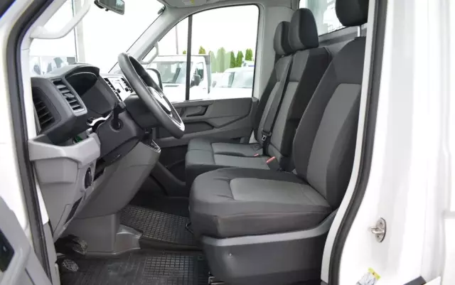 VOLKSWAGEN CRAFTER II 4MOTION 1-KABINA 