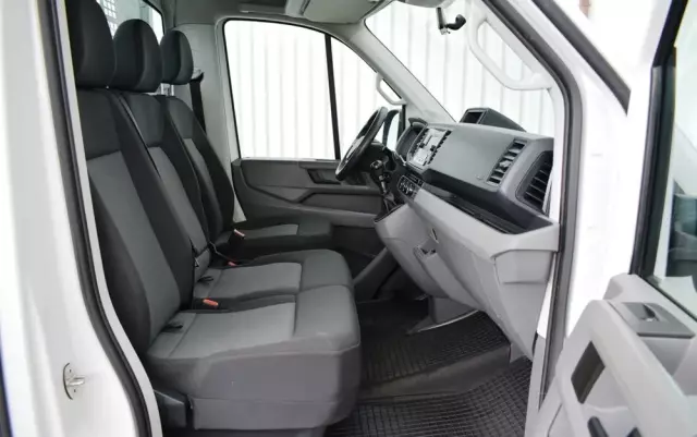 VOLKSWAGEN CRAFTER II 4MOTION 1-KABINA 
