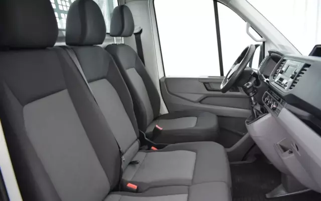 VOLKSWAGEN CRAFTER II 4MOTION 1-KABINA 