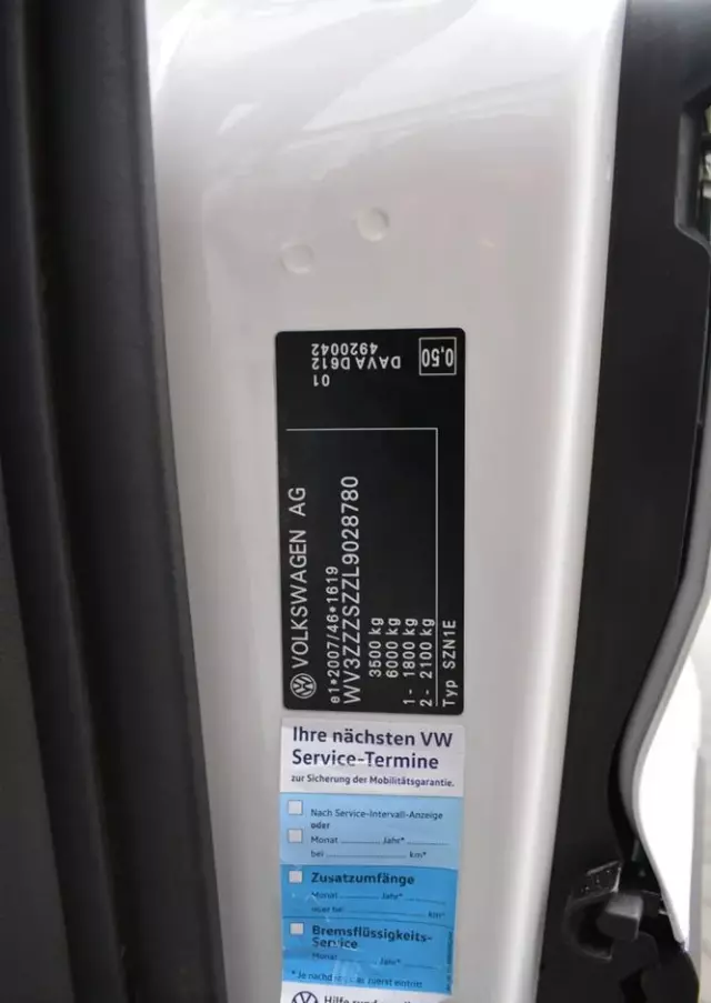 VOLKSWAGEN CRAFTER II 4MOTION 1-KABINA 