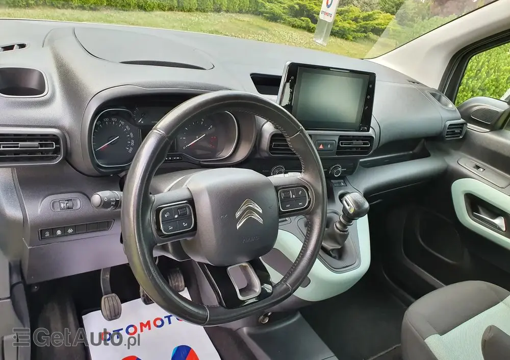 CITROËN Berlingo XL PureTech 110 LIVE PACK