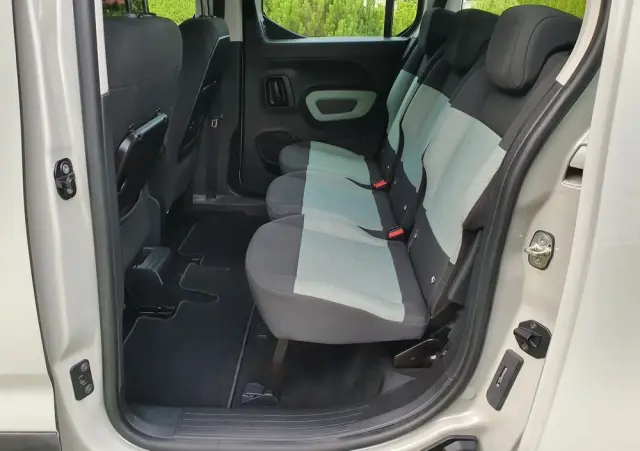 CITROËN Berlingo XL PureTech 110 LIVE PACK