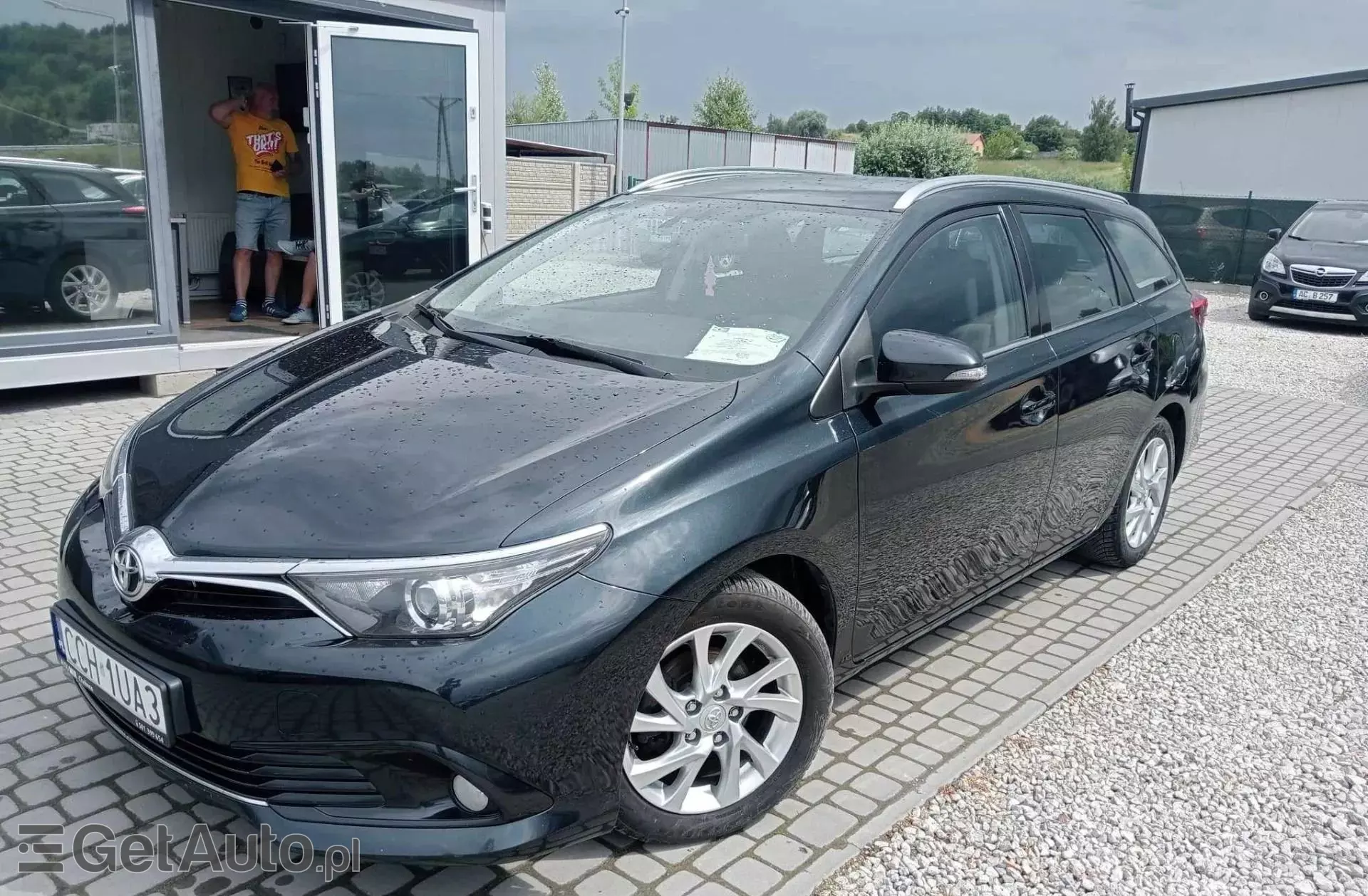 TOYOTA Auris 