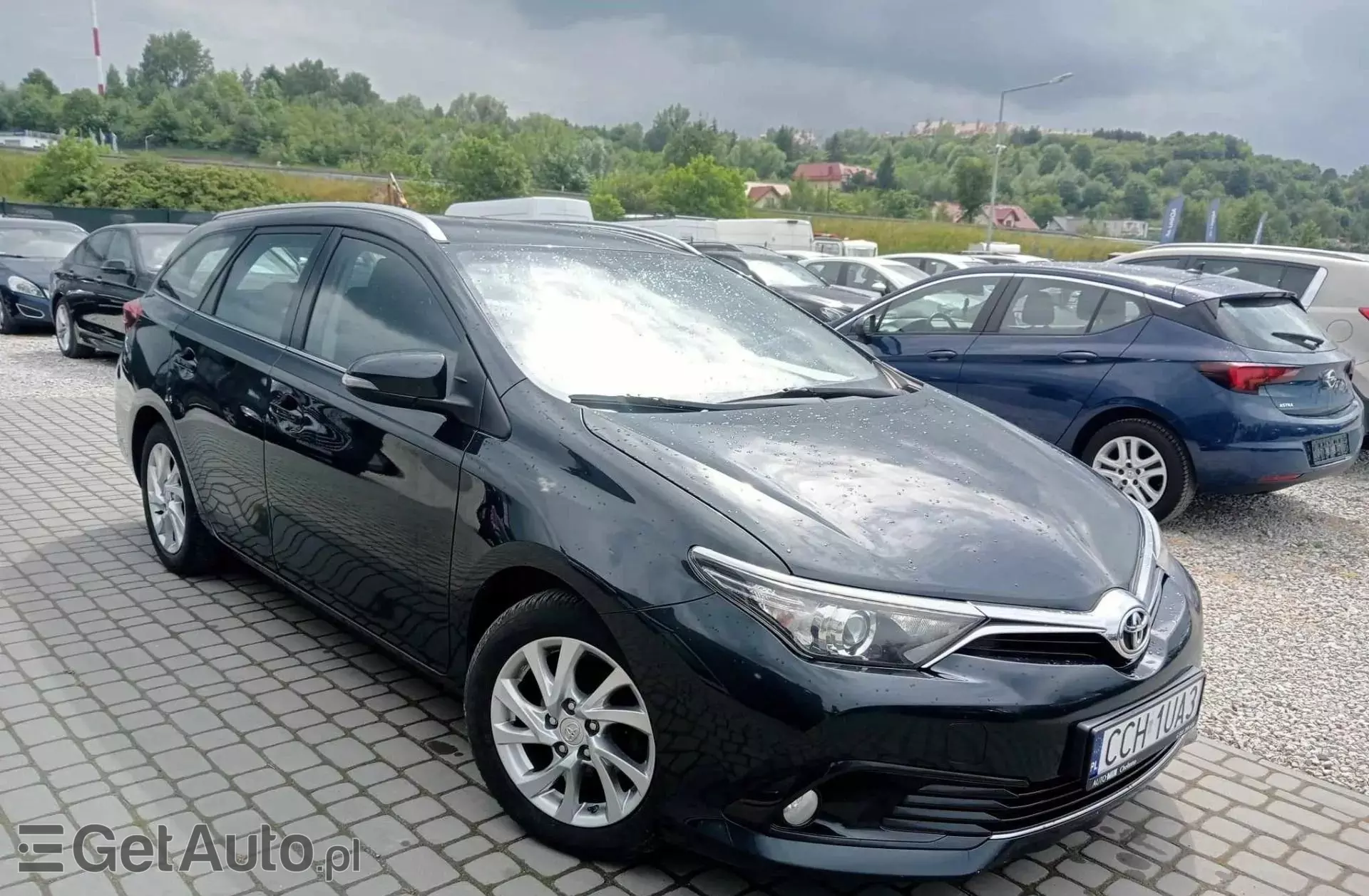 TOYOTA Auris 