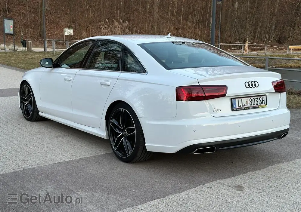 AUDI A6 Limousine 