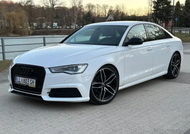 AUDI A6 Limousine 