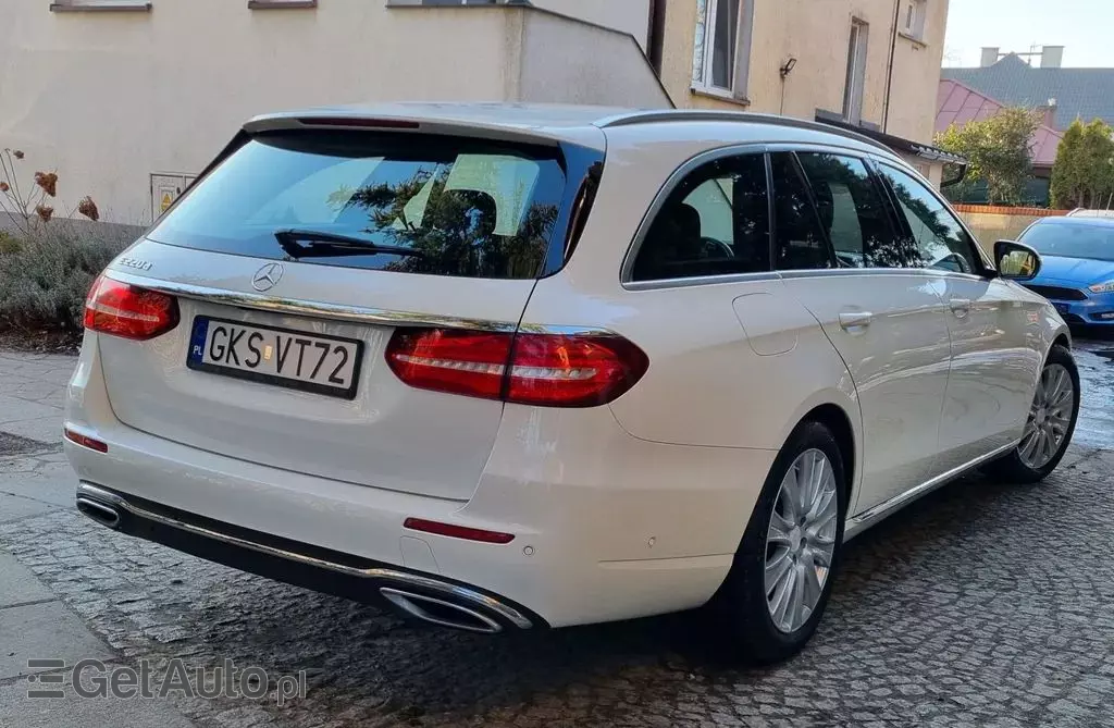 MERCEDES-BENZ Klasa E 