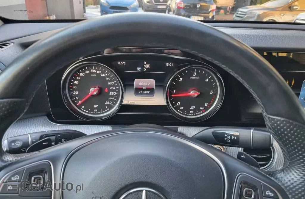 MERCEDES-BENZ Klasa E 