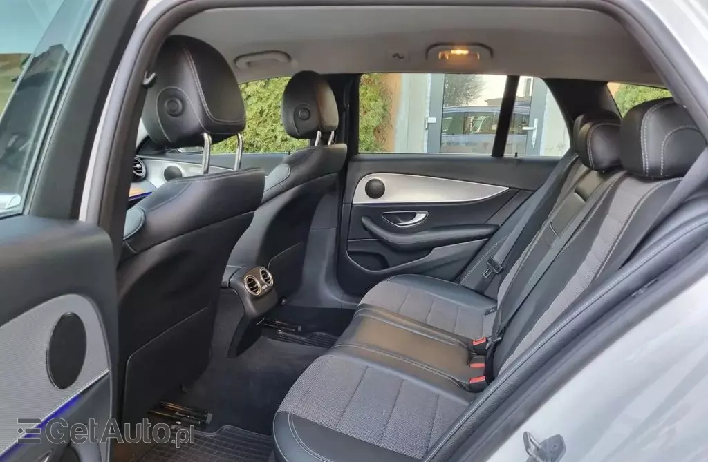 MERCEDES-BENZ Klasa E 