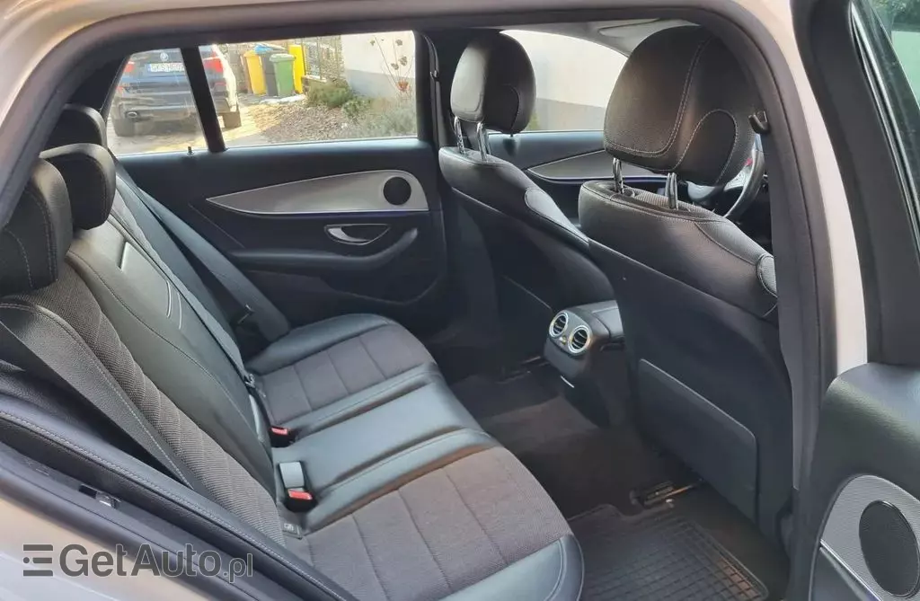 MERCEDES-BENZ Klasa E 