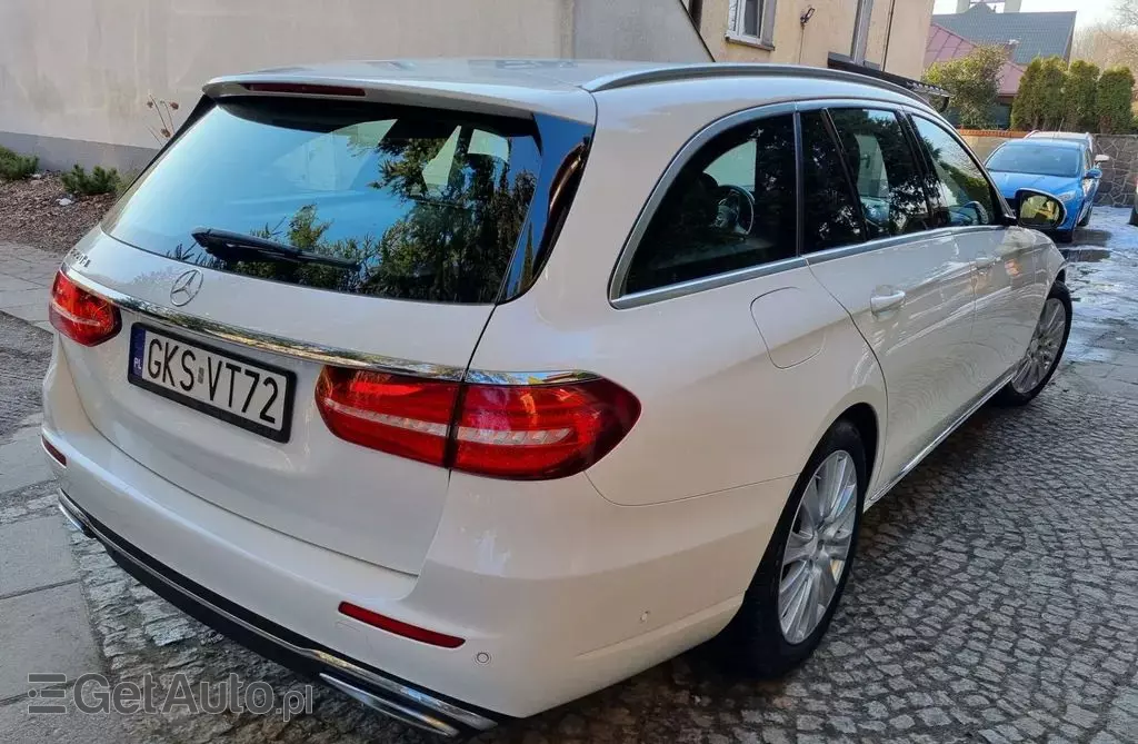 MERCEDES-BENZ Klasa E 