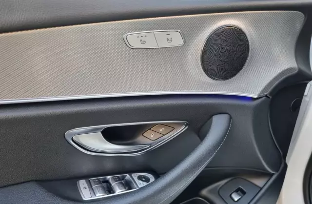 MERCEDES-BENZ Klasa E 