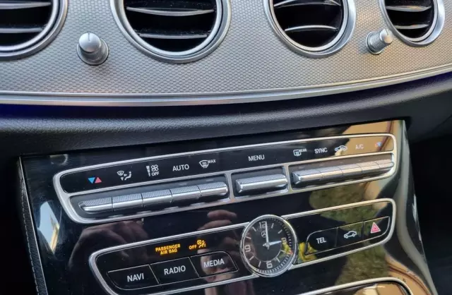 MERCEDES-BENZ Klasa E 