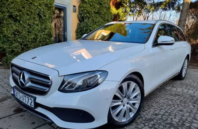 MERCEDES-BENZ Klasa E 