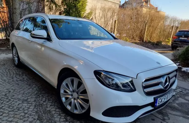 MERCEDES-BENZ Klasa E 