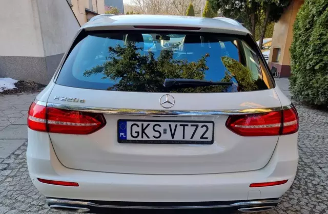 MERCEDES-BENZ Klasa E 