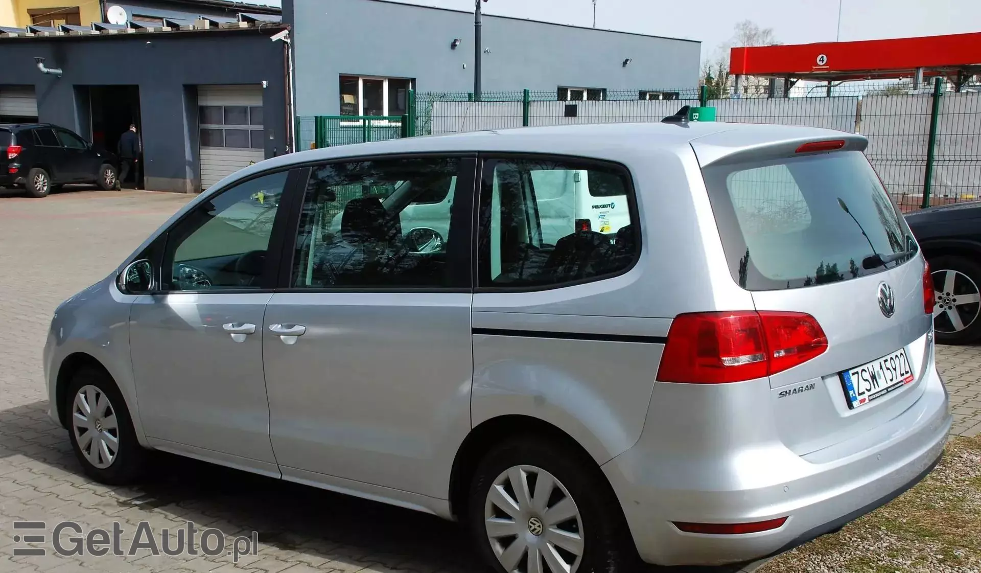 VOLKSWAGEN Sharan 