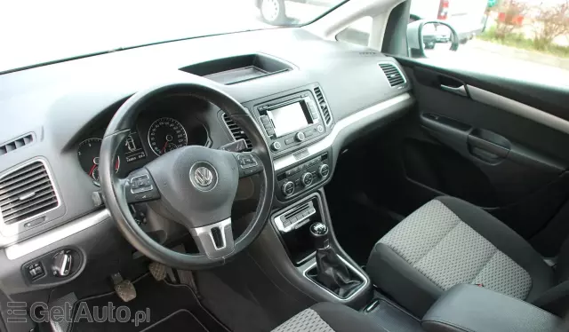 VOLKSWAGEN Sharan 