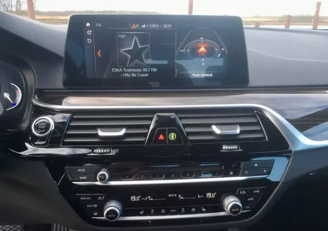 BMW Seria 5 540i GPF xDrive Luxury Line