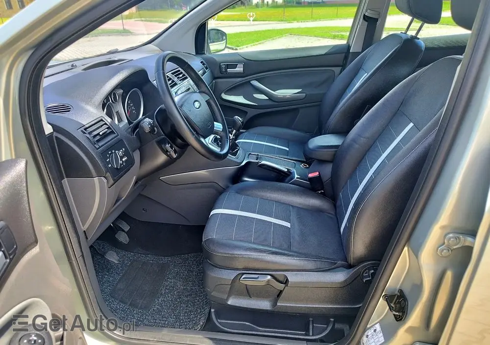 FORD Kuga 2.0 TDCi 4x4 Titanium