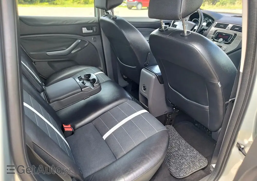 FORD Kuga 2.0 TDCi 4x4 Titanium