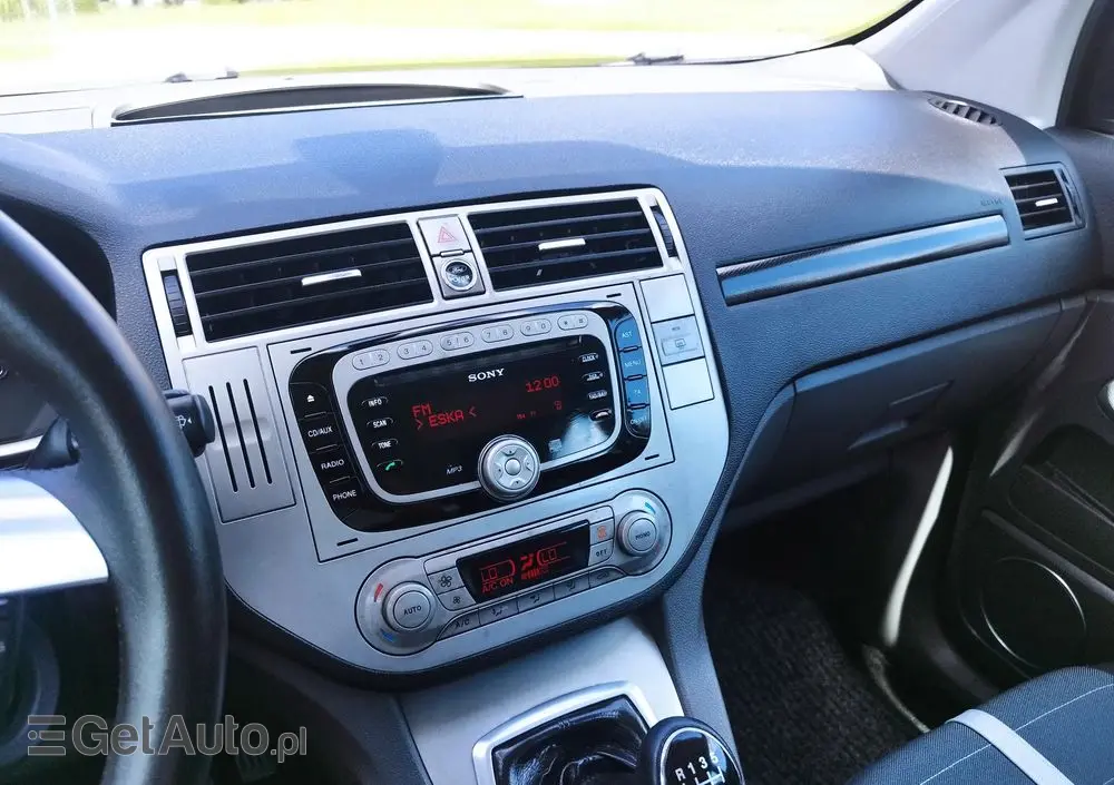 FORD Kuga 2.0 TDCi 4x4 Titanium