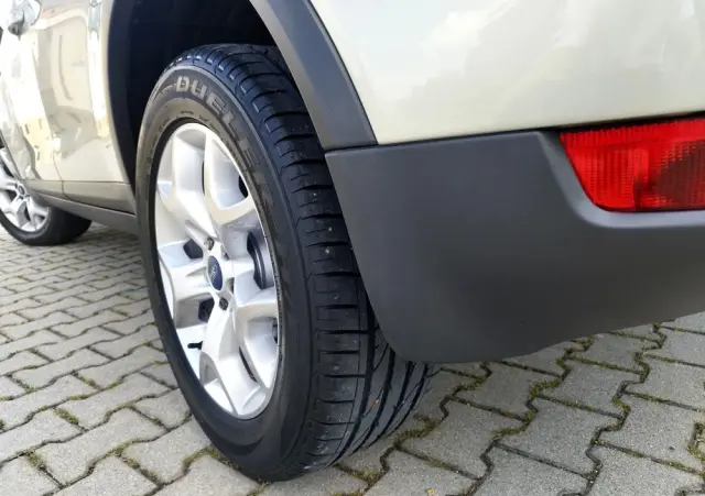 FORD Kuga 2.0 TDCi 4x4 Titanium