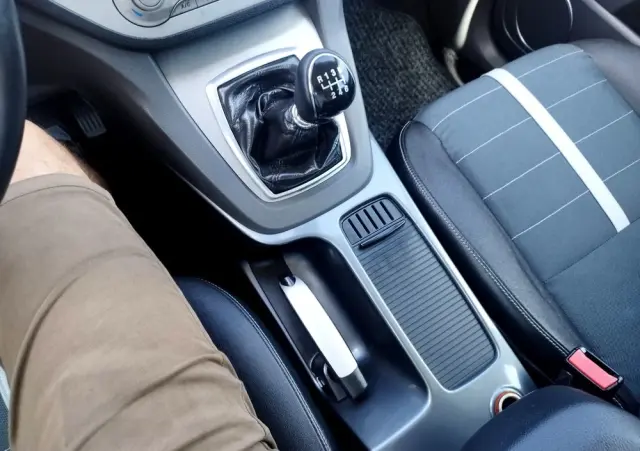 FORD Kuga 2.0 TDCi 4x4 Titanium