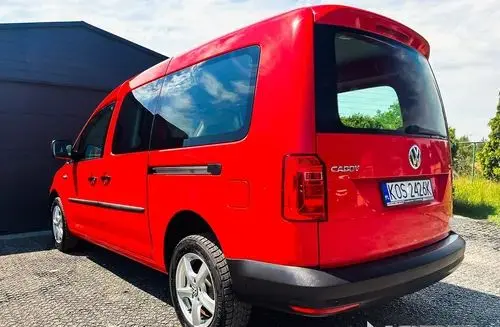VOLKSWAGEN Caddy 