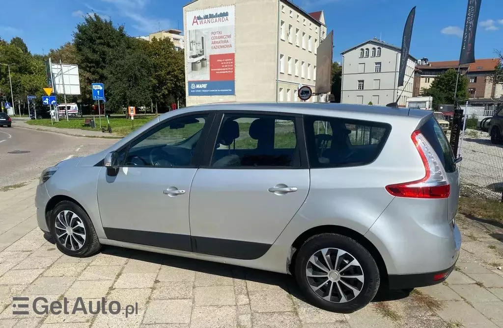 RENAULT Grand Scenic 