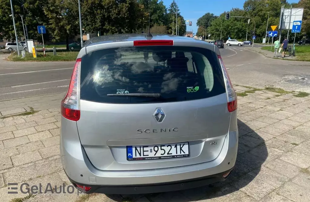 RENAULT Grand Scenic 