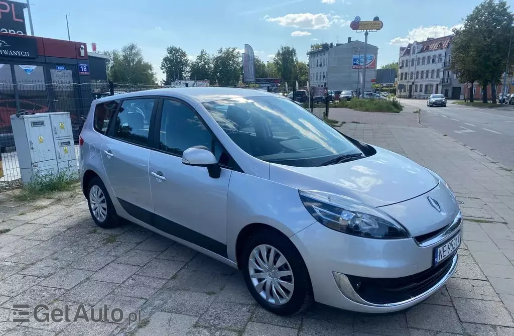 RENAULT Grand Scenic 