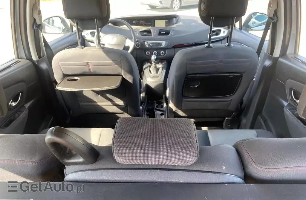 RENAULT Grand Scenic 