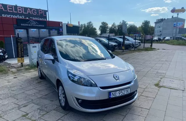 RENAULT Grand Scenic 